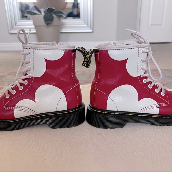 Special edition Dr marten’s delaney hearts in great condition! Worn twice - Picture 7 of 7